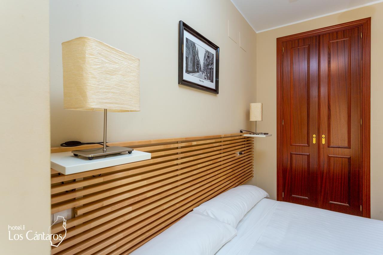 Apartamentos Los Cantaros El Puerto de Santa María Εξωτερικό φωτογραφία